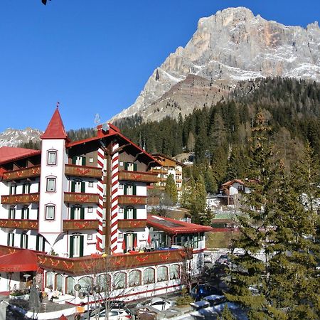 Hotel Regina Сан-Мартино-ди-Кастроцца Экстерьер фото